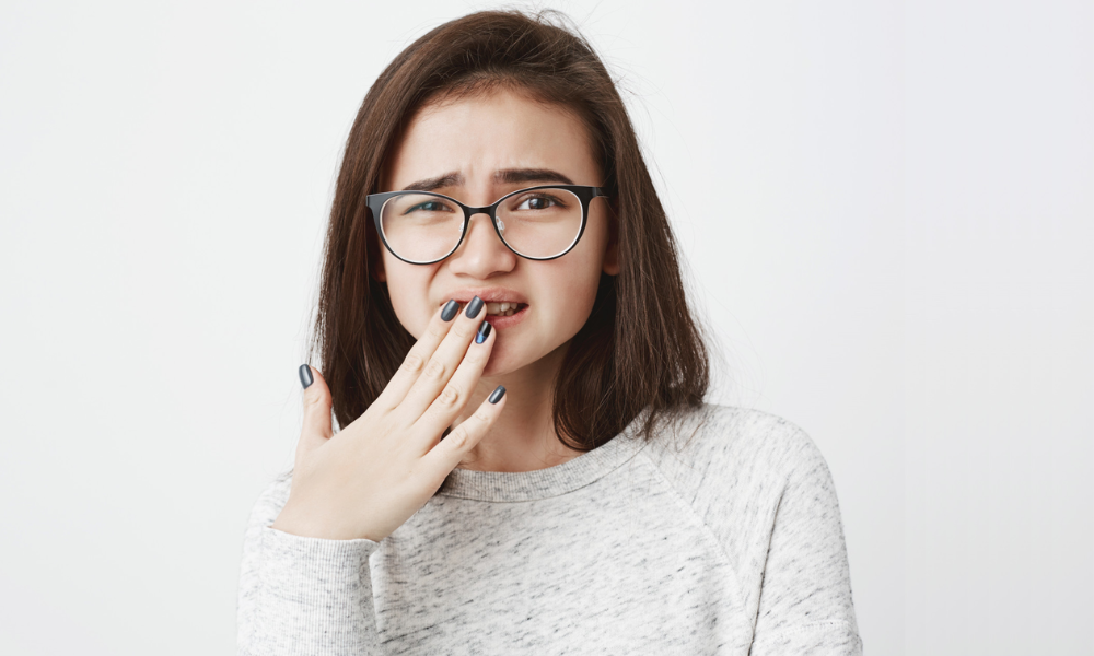 How to Fix Cracked Tooth Naturally